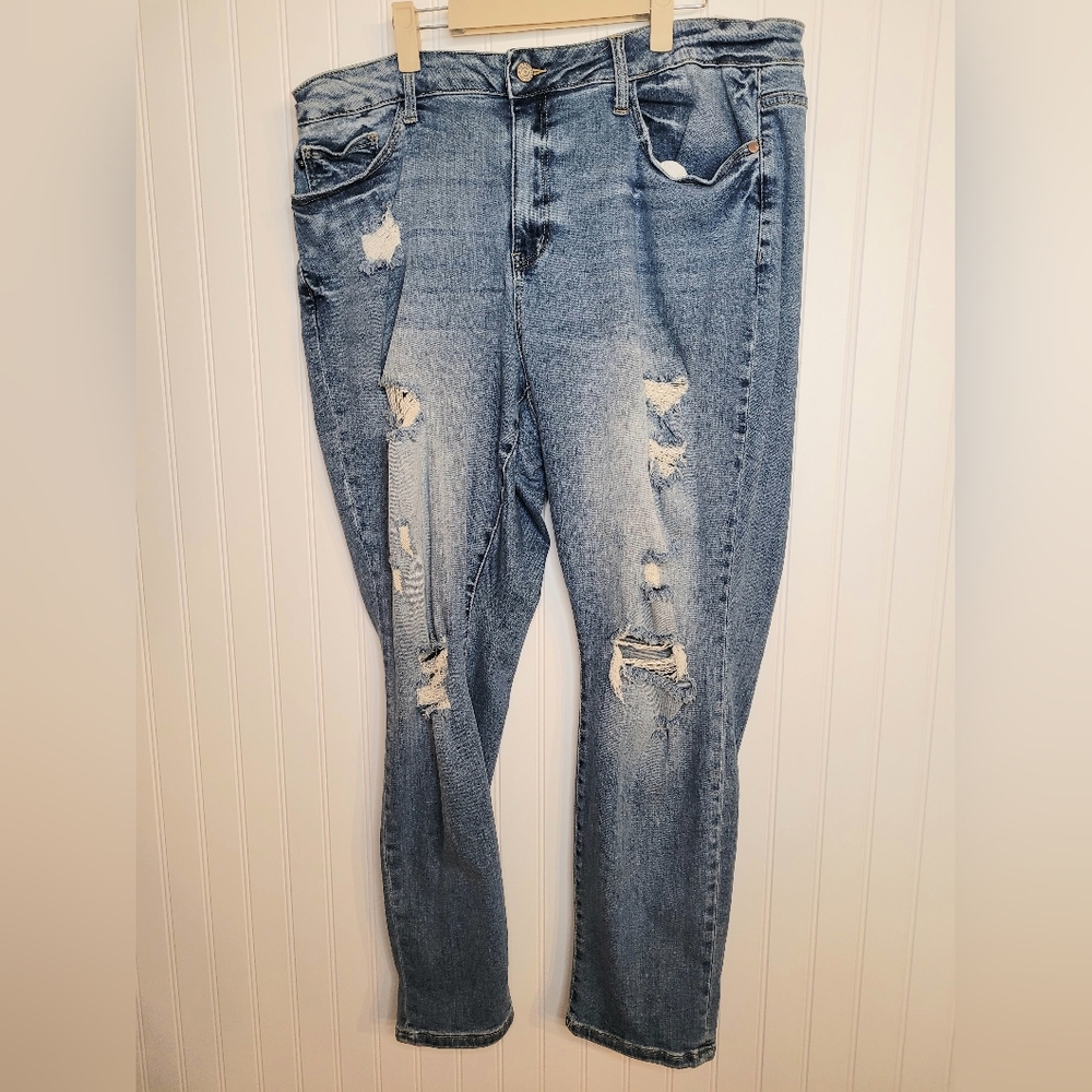 Judy Blue Medium Blue Distressed Boyfriend Jeans Size 20W